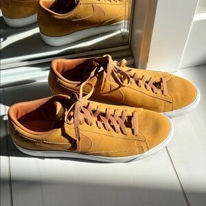 Nike Blazer Low Suede sneakers in ‘Desert Ochre’